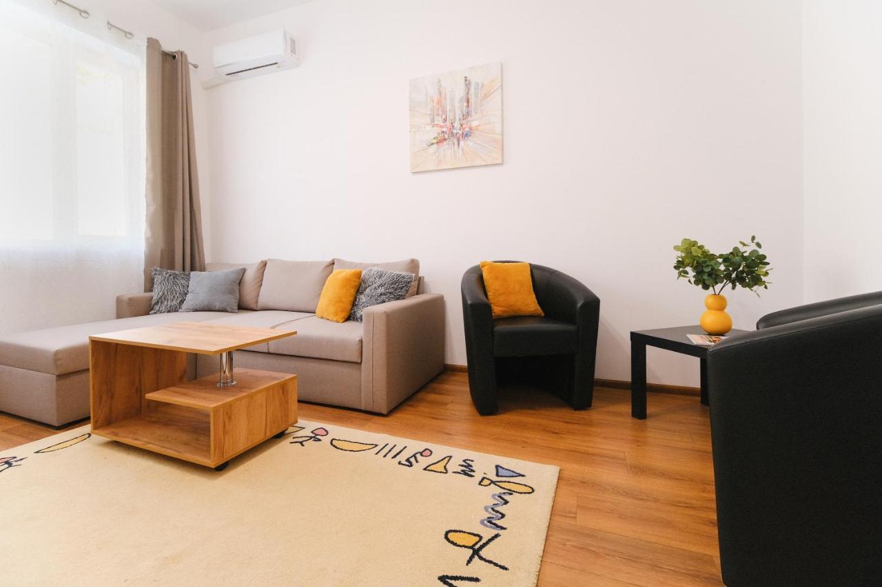 Apartment In The City Center พลอฟดิฟ ภายนอก รูปภาพ